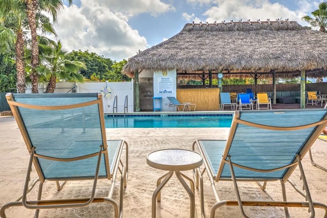 Community Pool - 96 Ave C