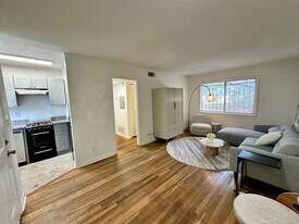 Building Photo - Inman Court Apartments