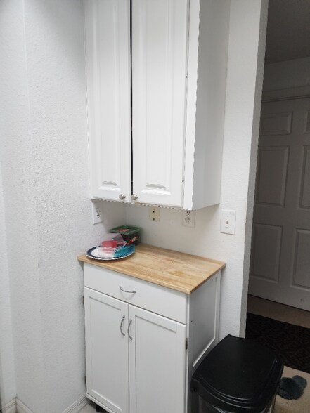 Building Photo - 2806 Veronia Dr