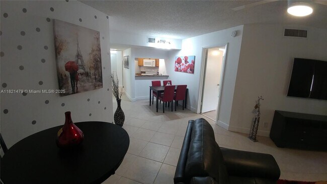 Building Photo - 10451 W Broward Blvd