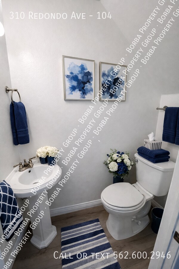 Building Photo - 310 Redondo Ave