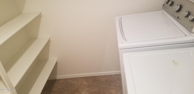 Building Photo - 13812 S 36th Way