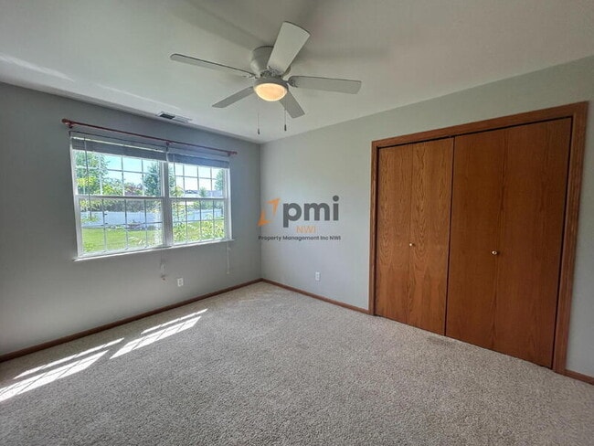 Building Photo - 396 Golden Oak Ct