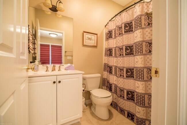 Building Photo - Charming Wyatt Farms Home with Stunning Vi...