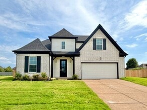 Building Photo - MOVE IN SPECIAL! Now Leasing a 4-bedroom 3 bath home in Oakland, TN