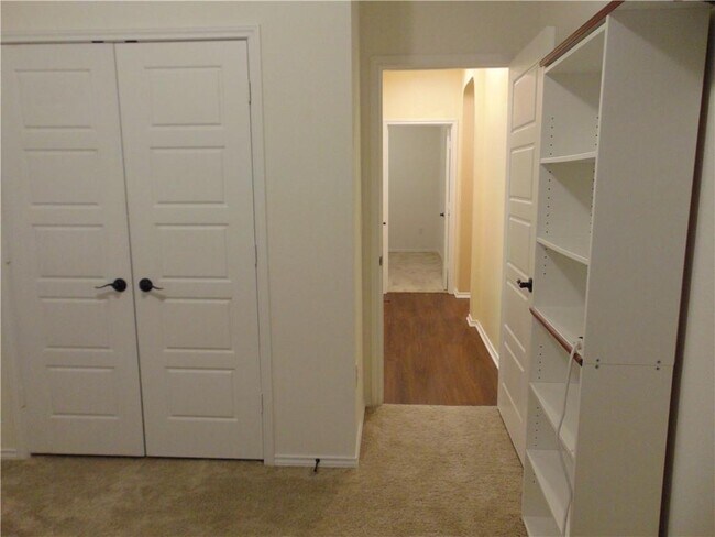 Building Photo - 6201 Conestoga Wagon Way