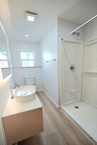 Building Photo - 61 Tudor St