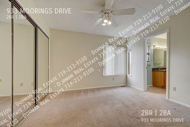 Building Photo - 933 Moorings Dr