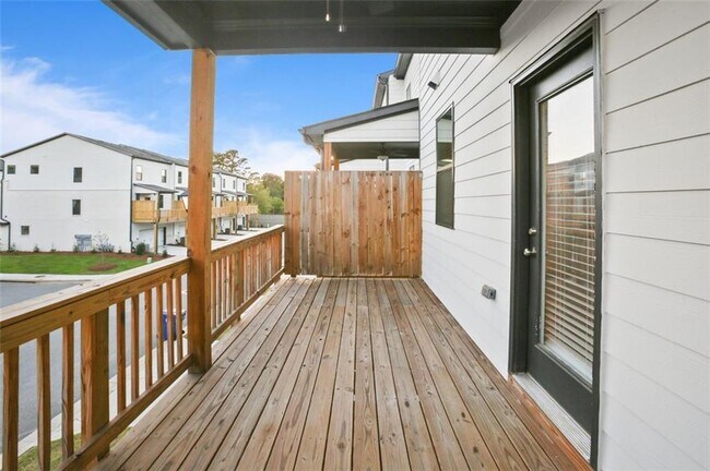 Building Photo - 26 Peeples Dr