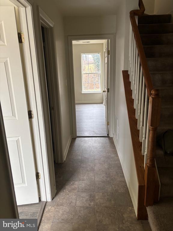 Building Photo - 610 Pendleton Ln