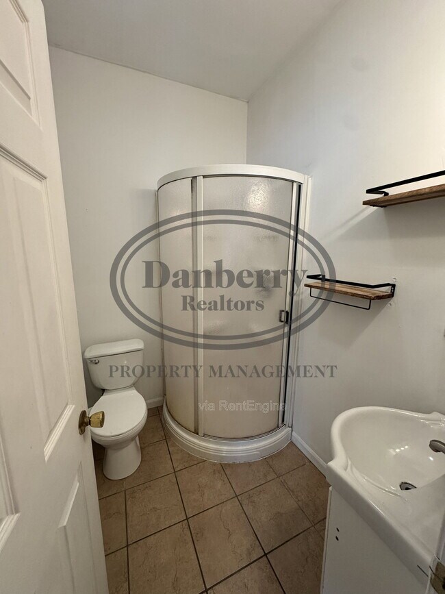 Building Photo - 600 South St