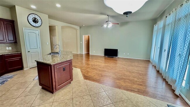 Building Photo - 3811 Windmill Creek Dr