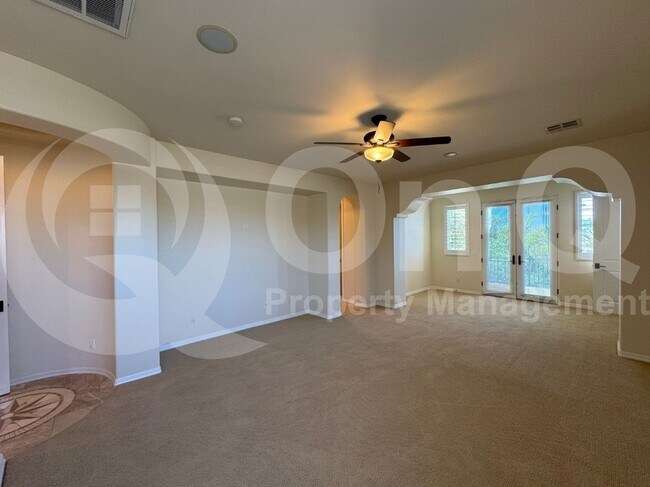 Building Photo - 4371 S Pecan Dr