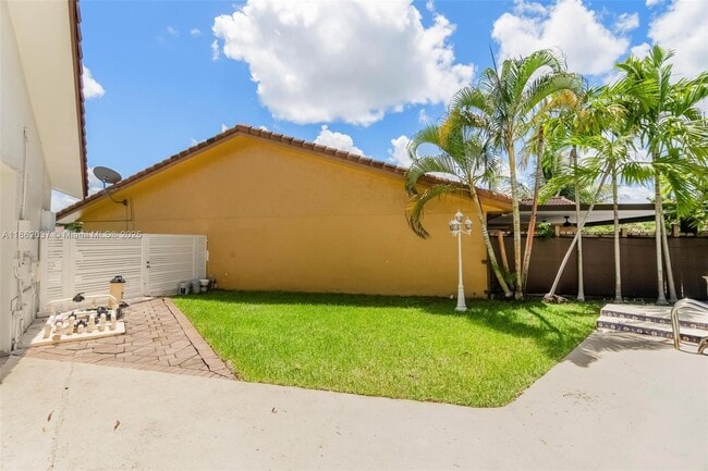 Building Photo - 6234 SW 151st Ct