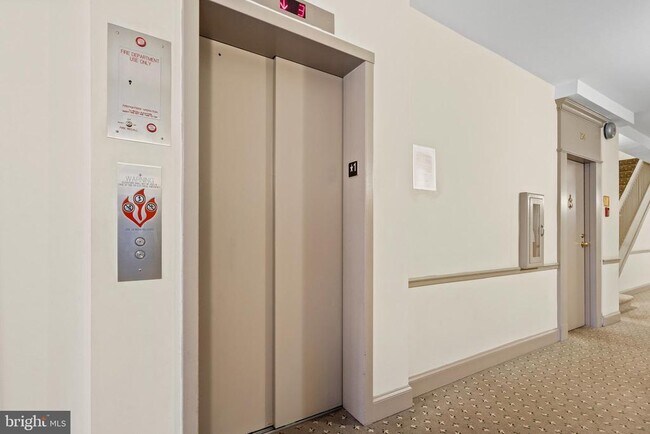 Building Photo - 1316 New Hampshire Ave NW