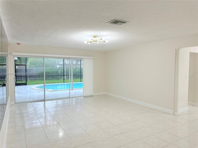 Building Photo - 6708 Camelia Dr