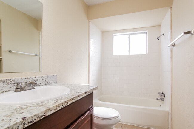 Building Photo - 29322 Brookchase Dr