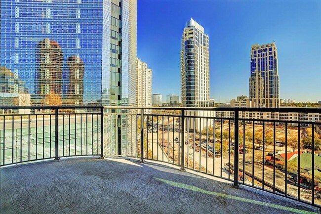 Building Photo - 1600 Post Oak Blvd