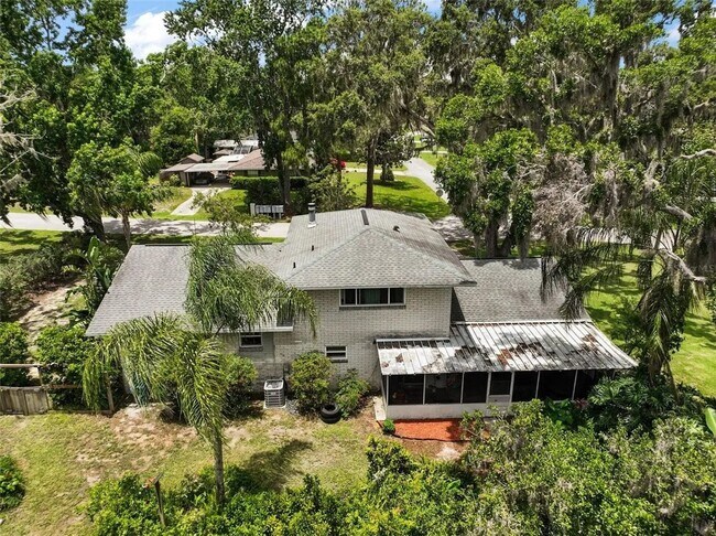 Building Photo - BEAUTIFUL 4BED 2BATH HOME WITH DETACHED OF...