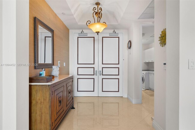 Building Photo - 16047 Collins Ave