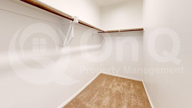 Building Photo - 2226 Adena Spgs Dr