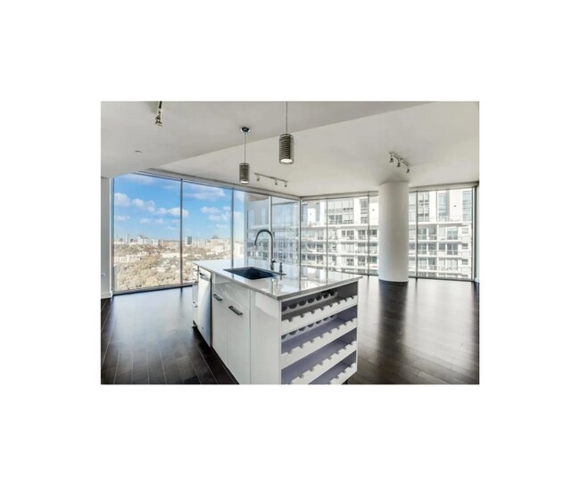 Building Photo - The Bowie | Up to 6 Weeks Free | Posted 10...