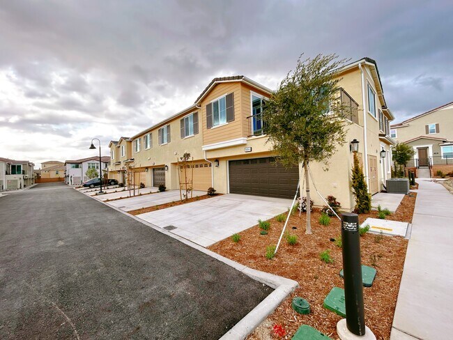 Building Photo - 5629 Kate Way