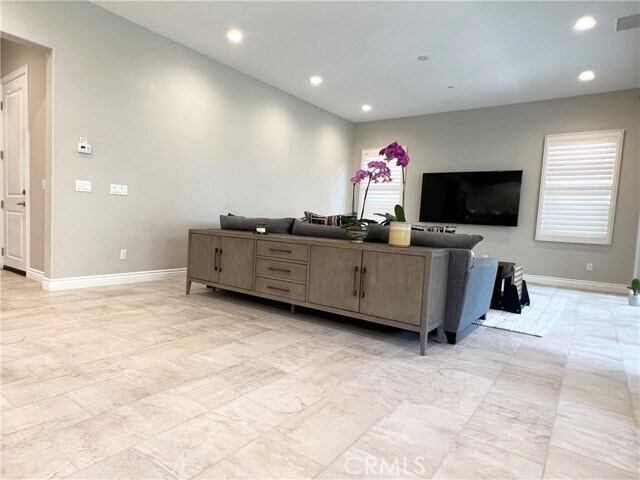 Building Photo - 104 Cordial