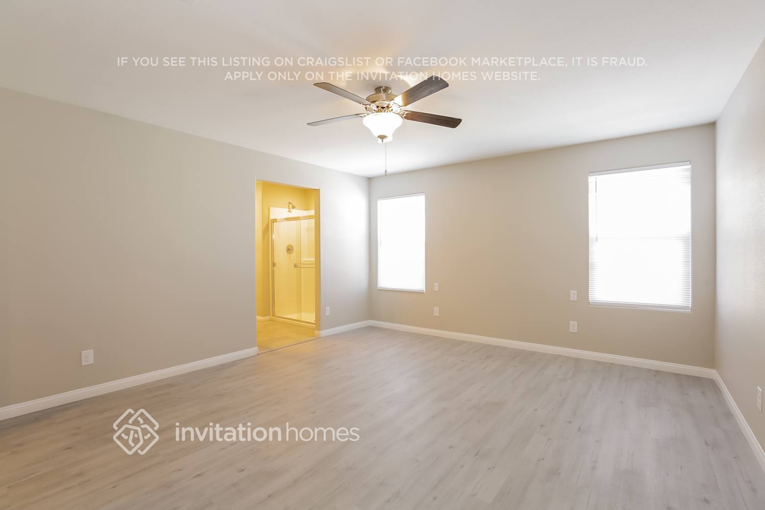 Building Photo - 9291 S Park St