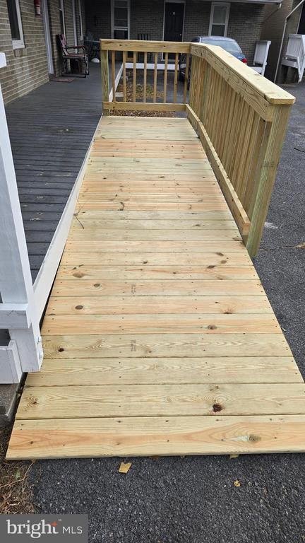 Building Photo - 1816 Valley Ave