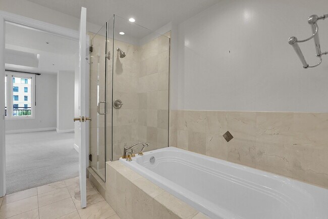 Building Photo - $3,095.00, stunning 2-bedroom, 2-bathroom ...