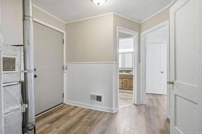 Building Photo - 925 Leland St