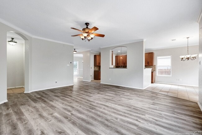 Building Photo - 10511 Cosmos Canyon
