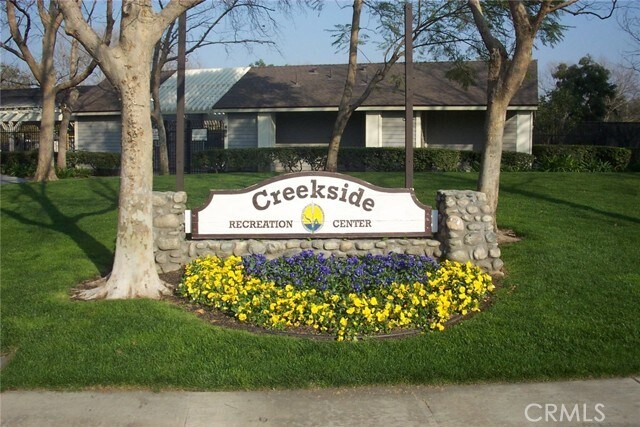 Building Photo - 3633 Oak Creek Dr