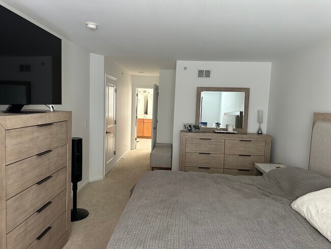 Building Photo - 152 Finstad Dr