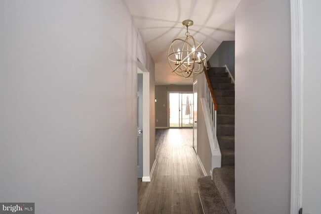 Building Photo - 14902 London Ln