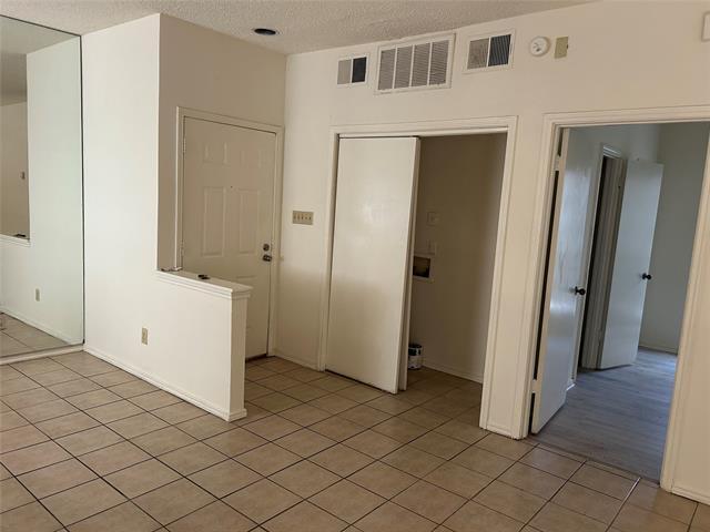 Building Photo - 9747 Whitehurst Dr