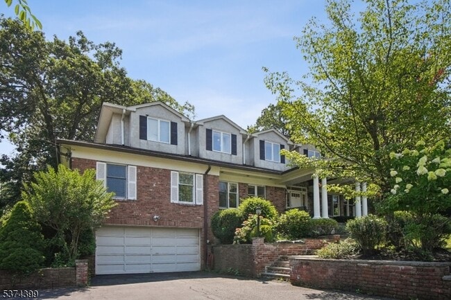 Building Photo - 120 Silver Spring Rd