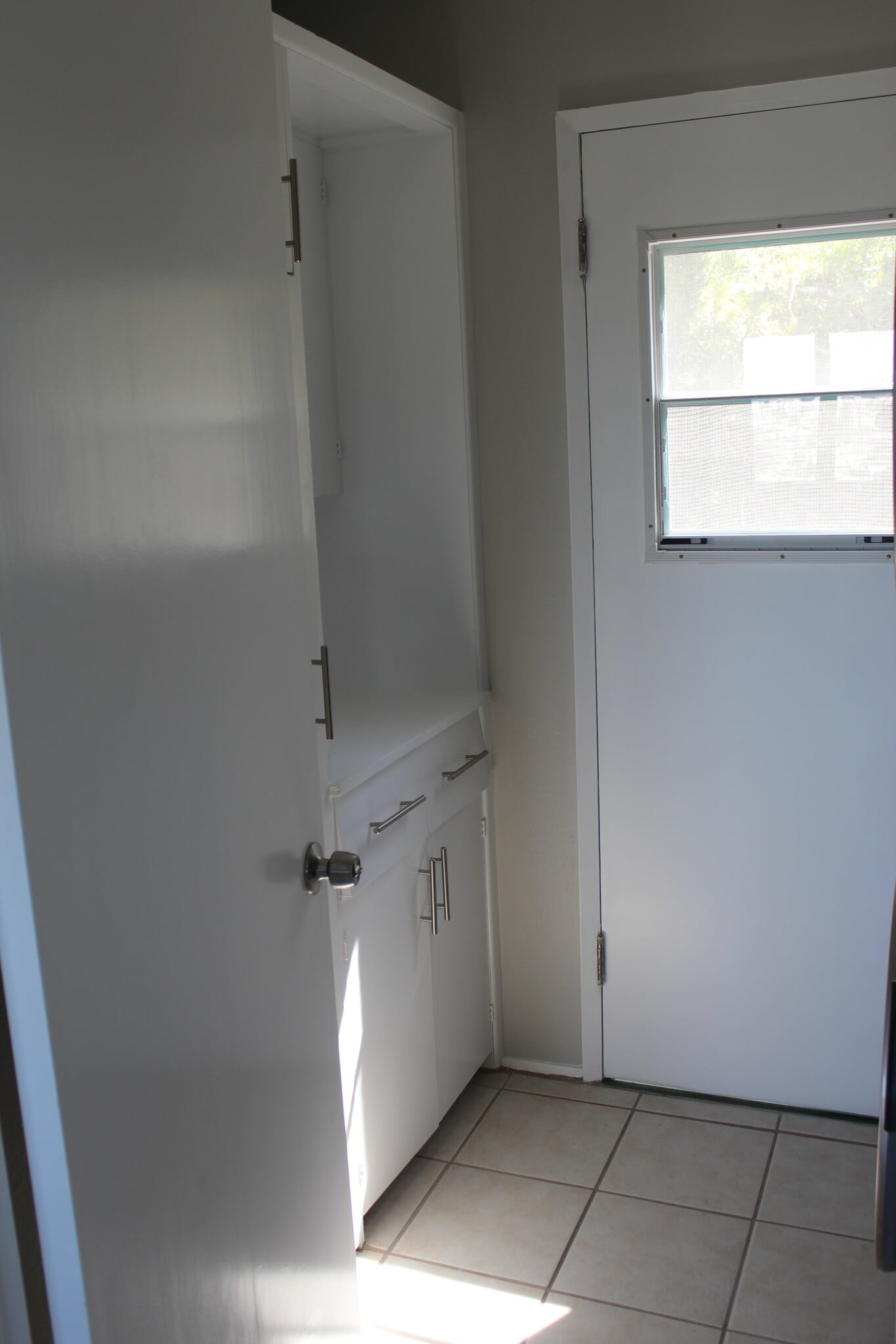 Building Photo - 934 Highline Rd