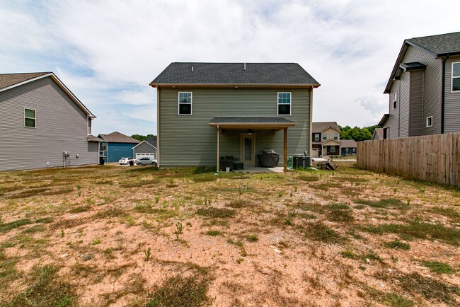 Building Photo - 210 Geneva Ln