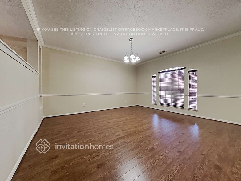 Building Photo - 15107 Dawnbrook Dr