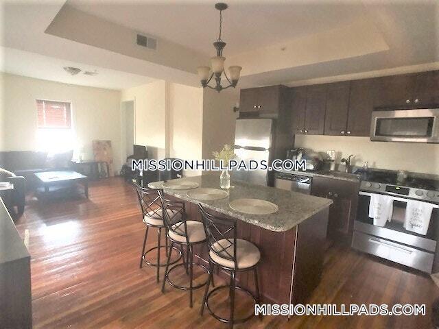 Building Photo - 107 Fisher Ave