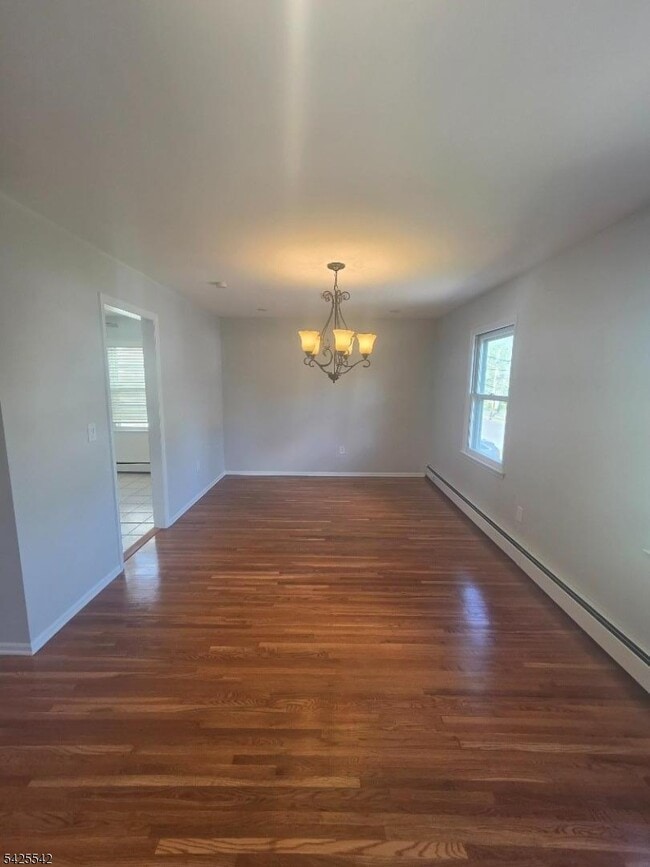 Building Photo - 101 Bloomingdale Ave