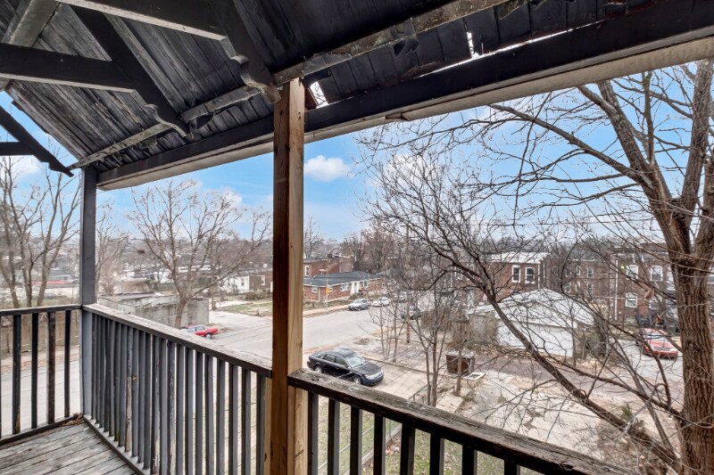 Building Photo - 3257 Michigan Ave