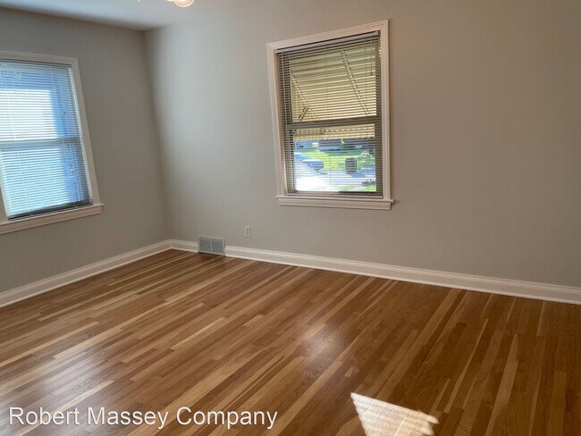 Building Photo - 3 br, 2 bath House - 2205 Paris Drive