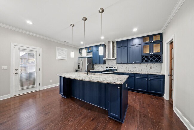 Building Photo - 3532 Bunting Dr