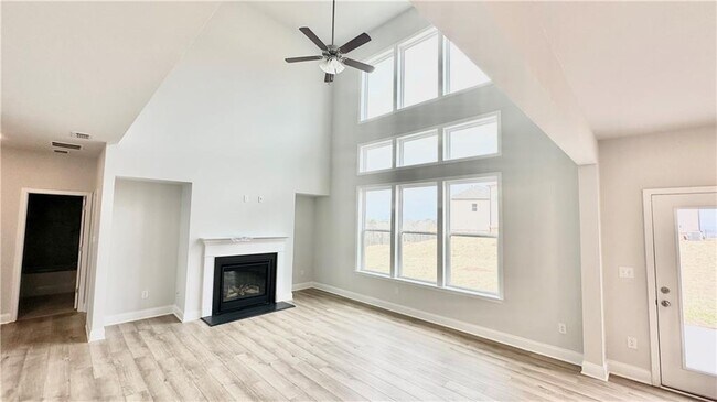 Building Photo - 3468 Jasmine Wy