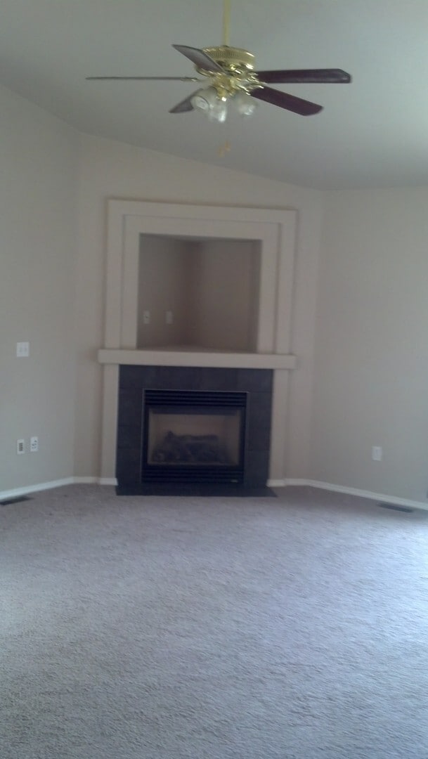 Building Photo - Indigo Ranch 2 bedroom with unfinished basement