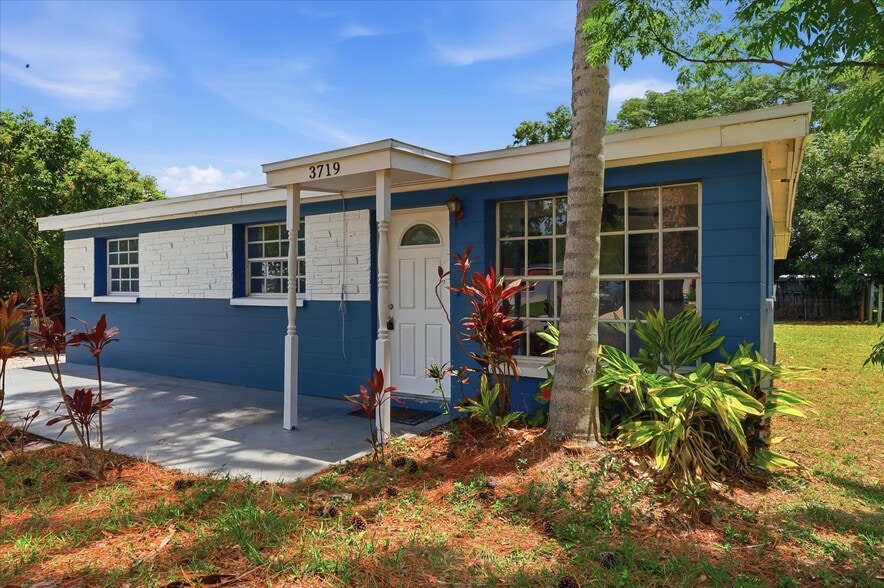 Building Photo - 3719 Papai Dr