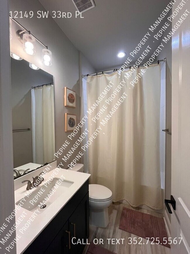 Building Photo - 12149 SW 33rd Pl